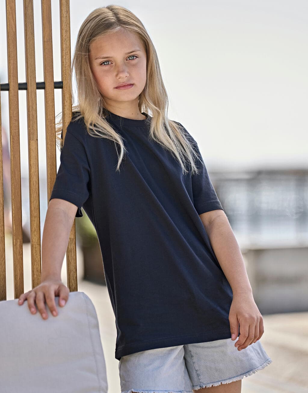 UNLABELED Tee Junior