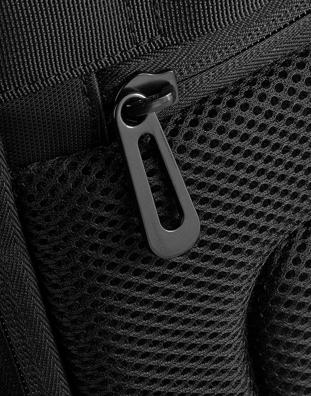 Project Charge Security Backpack - vue 6