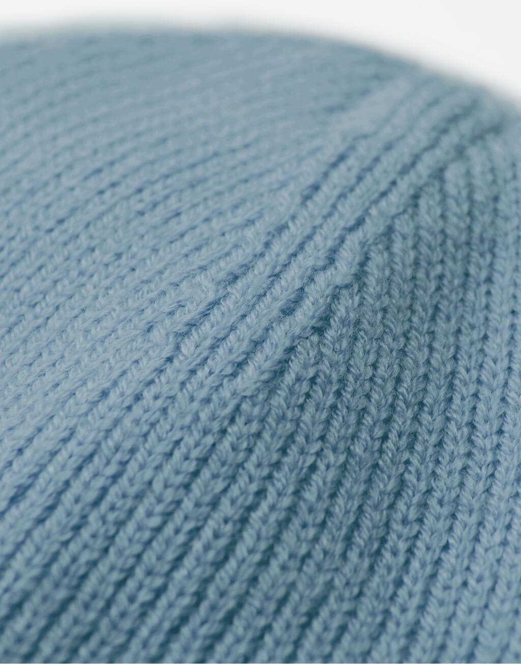 Deep Cuffed Tonal Patch Beanie - vue 6
