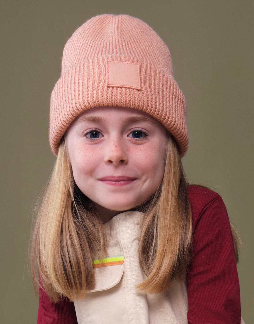 Kids Deep Cuffed Tonal Patch Beanie - vue 2