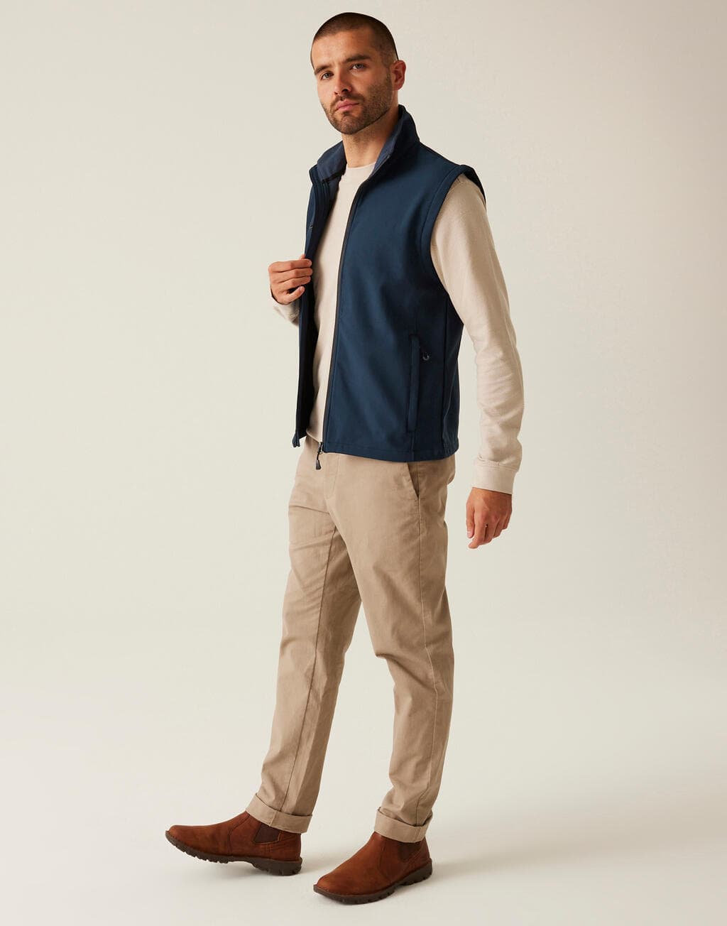Honestly Made Recycled Softshell Bodywarmer - vue 4