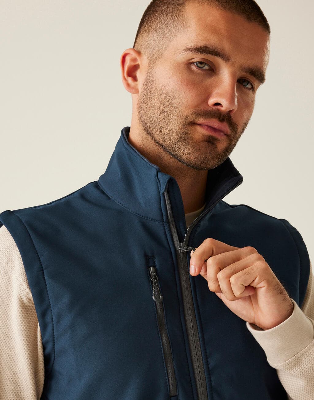 Honestly Made Recycled Softshell Bodywarmer - vue 5