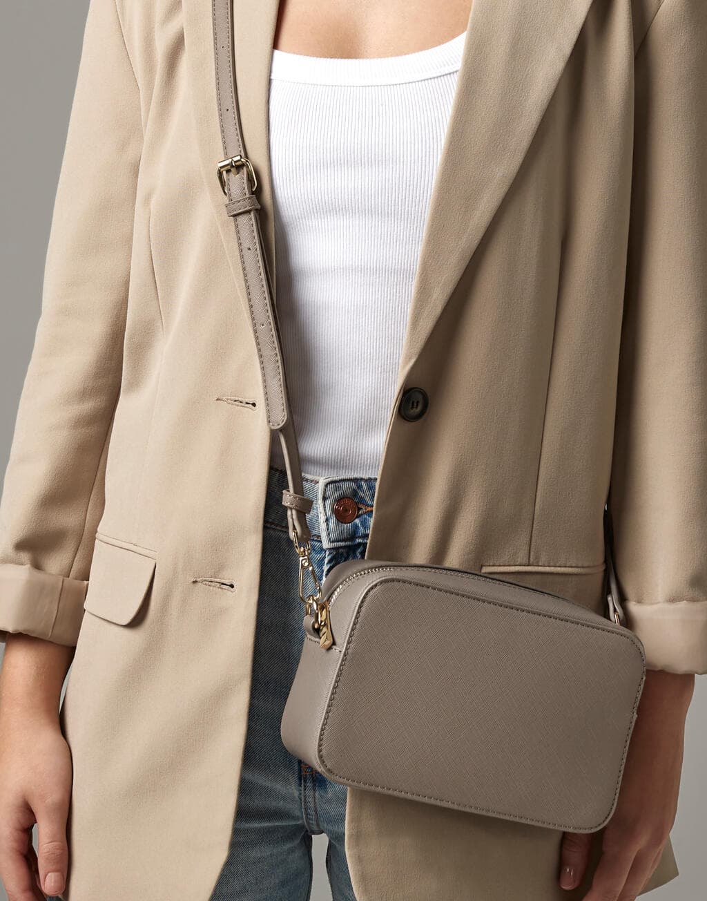 Boutique Structured Cross Body Bag - vue 3