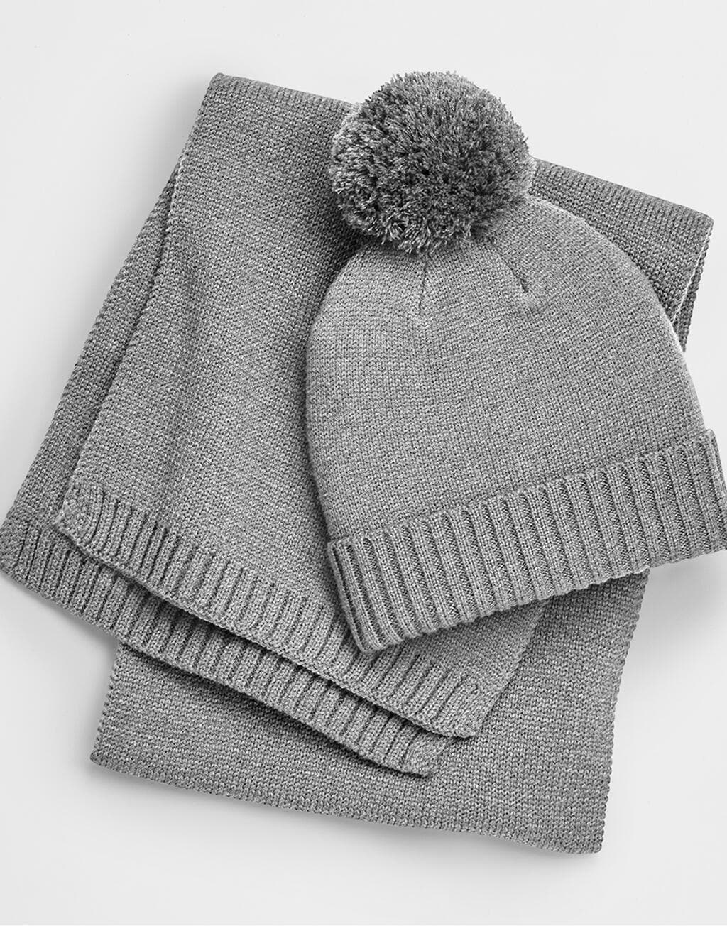Knitted Scarf and Beanie Gift Set - vue 6