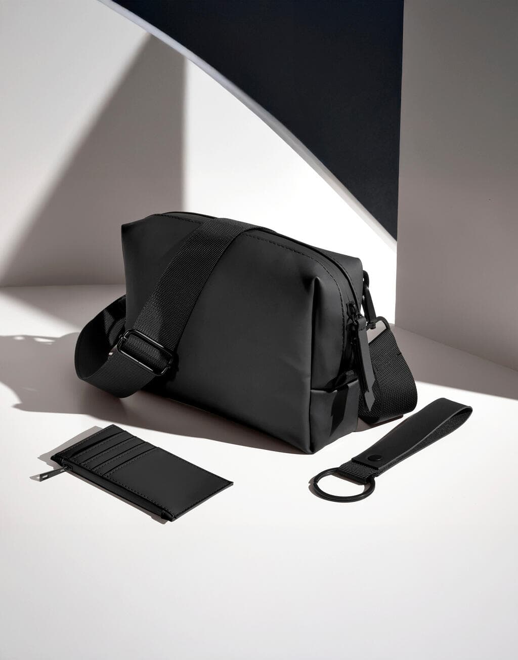 Matte PU Cross Body Bag - vue 6